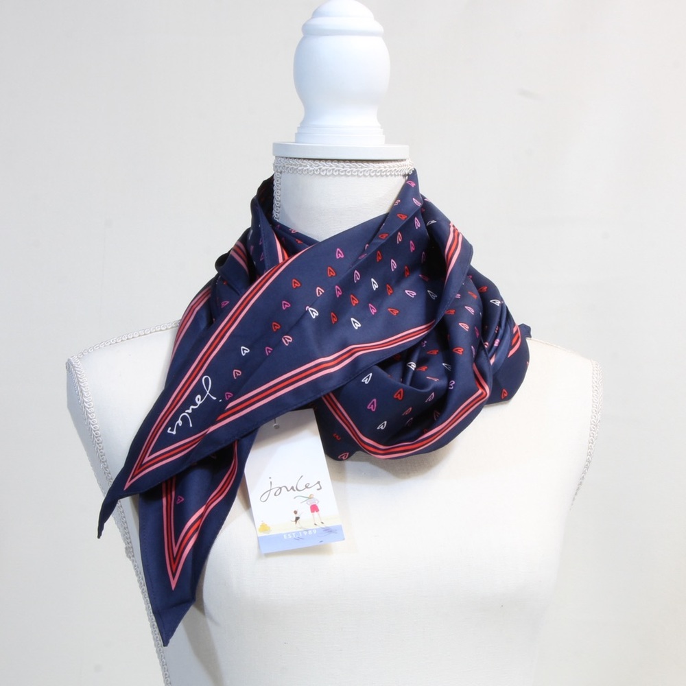 Joules Asher Navy Hearts Diamond-Shaped Scarf NWT